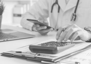 Empreender na medicina: o que ninguém te contou sobre abrir (e manter) sua própria clínica